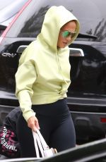 JENNIFER LOPEZ Arrives at a Studio in Miami 07/13/2020