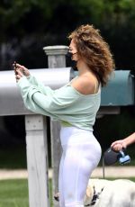 JENNIFER LOPEZ Out in Water Mill in New York 07/22/2020