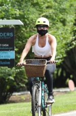 JENNIFER LOPEZ Out Riding a Bike in New York 07/23/2020