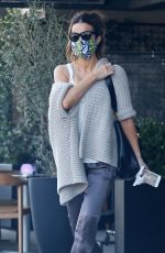 KATE BECKINSALE Out and About in Los Angeles 07/09/2020