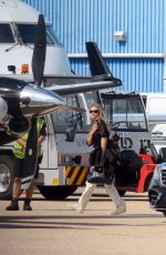 KATE MOSS Boarding a Private Jet at Luton London Airport 07/23/2020