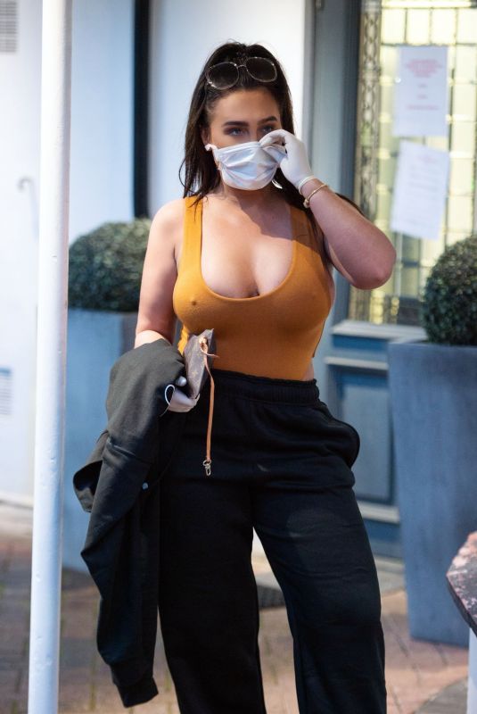 LAUREN GOODGER Leaves Dental Clinic in Chigwell 07/01/2020