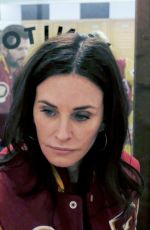 LISA KUDROW and COURTENEY COX - Red Nose Day Special, May 2020