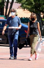 LISA RINNA and Harry Hamlin Out for Pizza to go in Malibu 07/03/2020