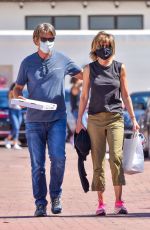 LISA RINNA and Harry Hamlin Out for Pizza to go in Malibu 07/03/2020