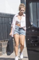 LOTTIE MOSS Arrives in Sussex 07/10/2020