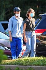 MAYA HAWKE and Tom Sturridge Out Shopping in New York 07/23/2020