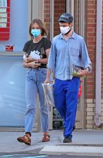 MAYA HAWKE and Tom Sturridge Out Shopping in New York 07/23/2020