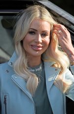 OLIVIA ATTWOOD in Ripped Denim Leaves a Salon in Cheshire 07/10/2020