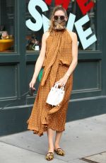 OLIVIA PALERMO Out with Mr. Butler in New York 07/23/2020