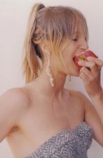 OLYMPIA CAMPBELL in Harper