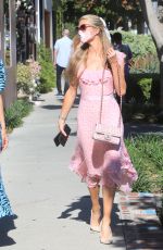 PARIS and NICKY HILTON Out in Los Angeles 07/27/2020