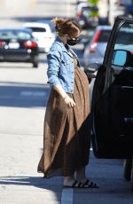 Pregnant KATHERINE SCHWARZENEGGER Out in Los Angeles 07/18/2020