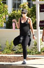 Pregnant KATHERINE SCHWARZENEGGER Out in Santa Monica 07/15/2020