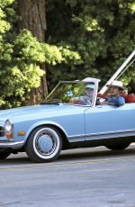Pregnant KATY PERRY and Orlando Bloom Out Driving in Santa Monica 07/08/2020