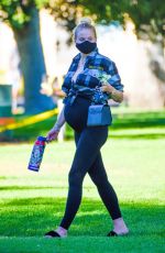 Pregnant SOPHIE TURNER and Joe Jonas with Friends at a Park in Los Angeles 07/16/2020