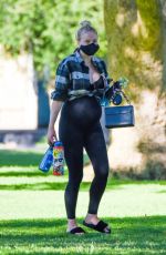 Pregnant SOPHIE TURNER and Joe Jonas with Friends at a Park in Los Angeles 07/16/2020