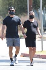 Pregnt LEA MICHELE Out in Santa Monica 07/20/2020
