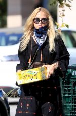 RACHEL ZOE Shopping at Whole Foods in Malibu 07/08/2020