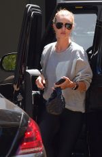 ROSIE HUNTINGTON WHITELEY Arrives at a Gym in Hollywood 07/20/2020