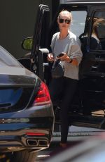 ROSIE HUNTINGTON WHITELEY Arrives at a Gym in Hollywood 07/20/2020