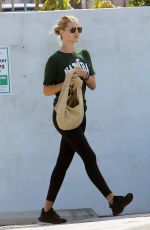 ROSIE HUNTINGTON WHITELEY Arrives at a Gym in Los Angeles 07/27/2020