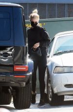 ROSIE HUNTINGTON-WHITELEY Heading to a Gym in Los Angeles 07/21/2020