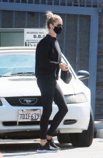ROSIE HUNTINGTON-WHITELEY Heading to a Gym in Los Angeles 07/21/2020