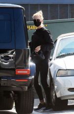 ROSIE HUNTINGTON-WHITELEY Heading to a Gym in Los Angeles 07/21/2020