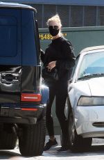 ROSIE HUNTINGTON-WHITELEY Heading to a Gym in Los Angeles 07/21/2020