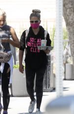 SARAH MICEHELLE GELLAR Out for Coffee in Brentwood 07/20/2020