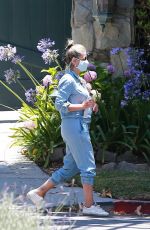 SARAH MICHELLE GELLAR Out and About in Brentwood 07/06/2020