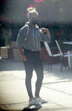 SARAH MICHELLE GELLAR Out and About in Los Angeles 07/29/2020