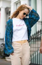 SUKI WATERHOUSE and Robert Pattinson Out in London 07/21/2020
