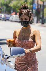 VANESSA HUDGENS Picking Up Takeout in Los Angeles 07/03/2020