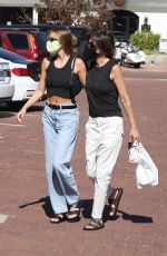AMELIA and DELILAH HAMLIN Shopping at Malibu Country Mart 08/10/2020