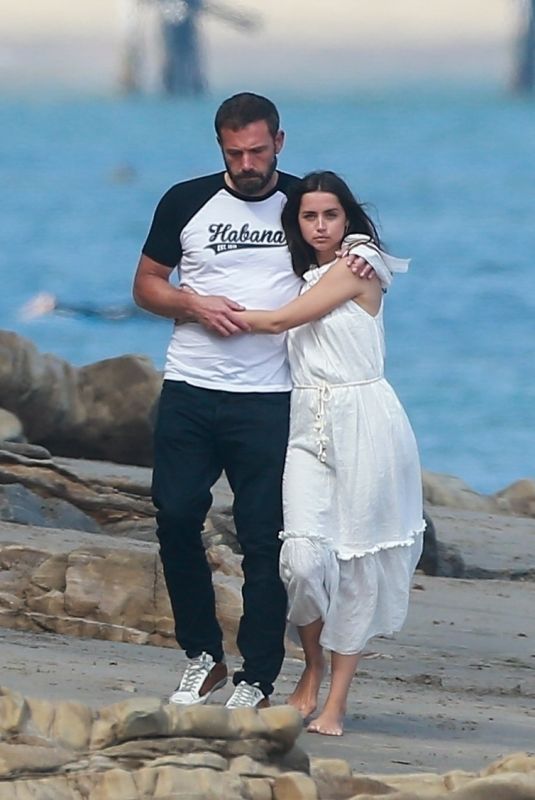 ANA DE ARMAS and Ben Affleck Out at a Beach in Malibu 08/03/2020