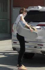 ANGELINA JOLIE Shopping at Petco in Los Feliz 08/28/2020