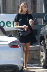  APRIL LOVE GEARY Out Shopping in Malibu 08/07/2020