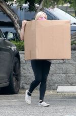 ARIEL WINTER Out Shopping in Studio City 08/21/2020