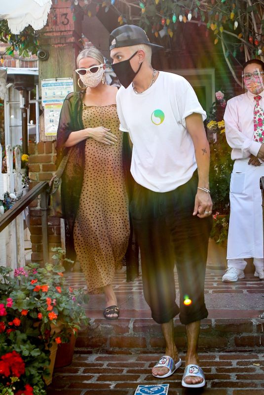 ASHLEE SIMPSON and Evan Ross at The Ivy in Los Angeles 06/22/2020