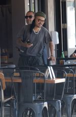 ASHLEE SIMPSON at Tipsy Cow in Sherman Oaks 08/04/2020