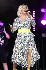 BEATRICE EGLI Performs at Sommer Open Air 08/08/2020