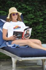 BROOKE SHIELDS Out in The Hamptons 08/27/2020