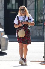 BUSY PHILIPPS Out and About in Los Angeles 08/10/2020