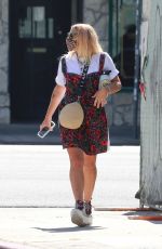 BUSY PHILIPPS Out and About in Los Angeles 08/10/2020