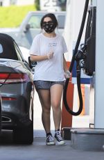 CHARLI XCX at a Gas Station in Los Feliz 08/19/2020