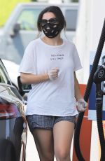 CHARLI XCX at a Gas Station in Los Feliz 08/19/2020