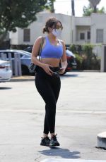 CHARLI XCX in a Crop Top and Leggings Arrives at a Gym in Los Angeles 08/20/2020