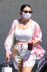 CHARLI XCX Out and About in Los Angeles 08/29/2020